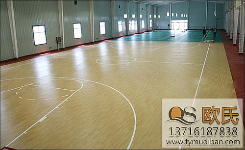 室內(nèi)運(yùn)動(dòng)實(shí)木地板,室內(nèi)運(yùn)動(dòng)地板,室內(nèi)實(shí)木地板 室內(nèi)運(yùn)動(dòng)實(shí)木地板,室內(nèi)運(yùn)動(dòng)地板,室內(nèi)實(shí)木地板