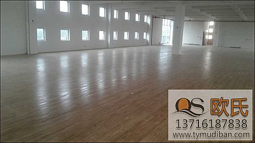 室內(nèi)運(yùn)動(dòng)實(shí)木地板,室內(nèi)運(yùn)動(dòng)地板,室內(nèi)實(shí)木地板 室內(nèi)運(yùn)動(dòng)實(shí)木地板,室內(nèi)運(yùn)動(dòng)地板,室內(nèi)實(shí)木地板